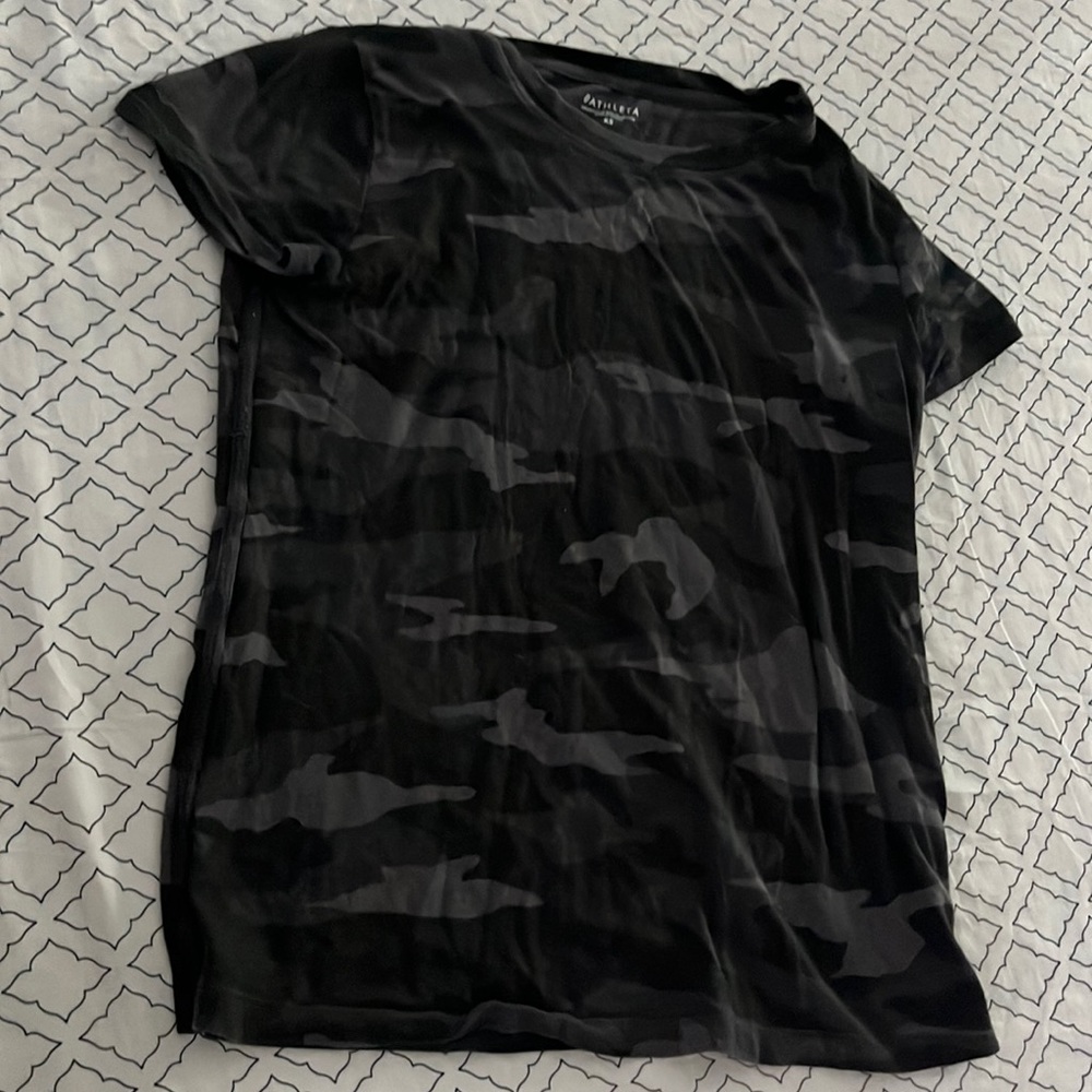 Athleta camo top!
